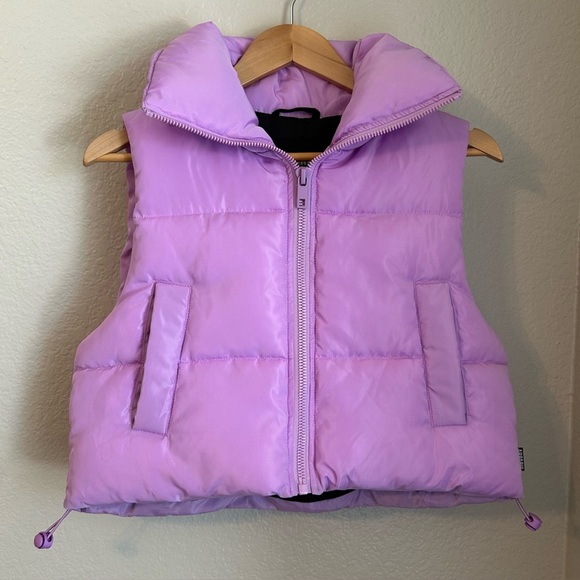 NWT, Apparis Women’s Shaun Cropped Puffer Vest W/ Hidden Hood in Lilac, X-Small - Picture 1 of 9